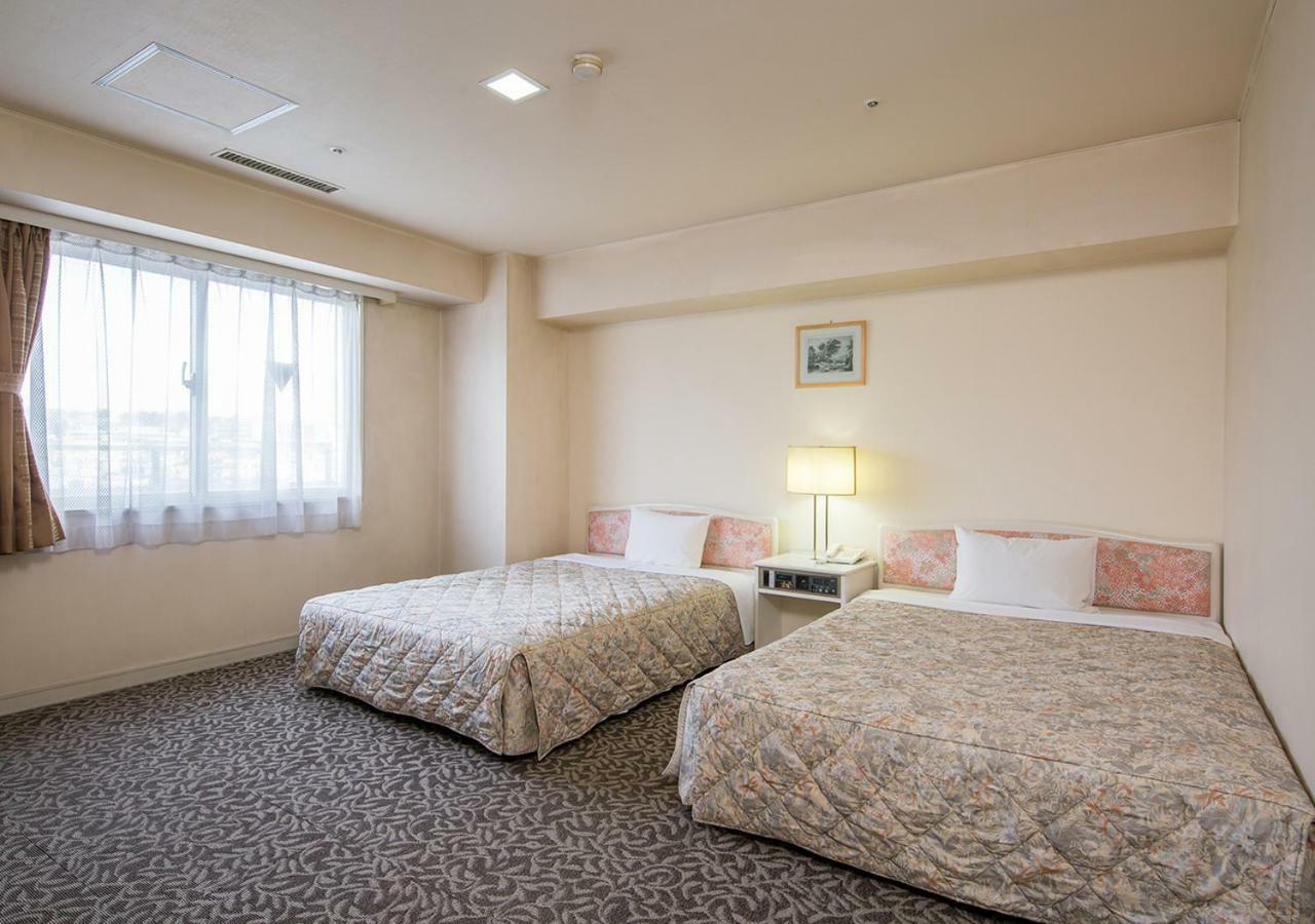 Komoro Grand Castle Hotel ภายนอก รูปภาพ