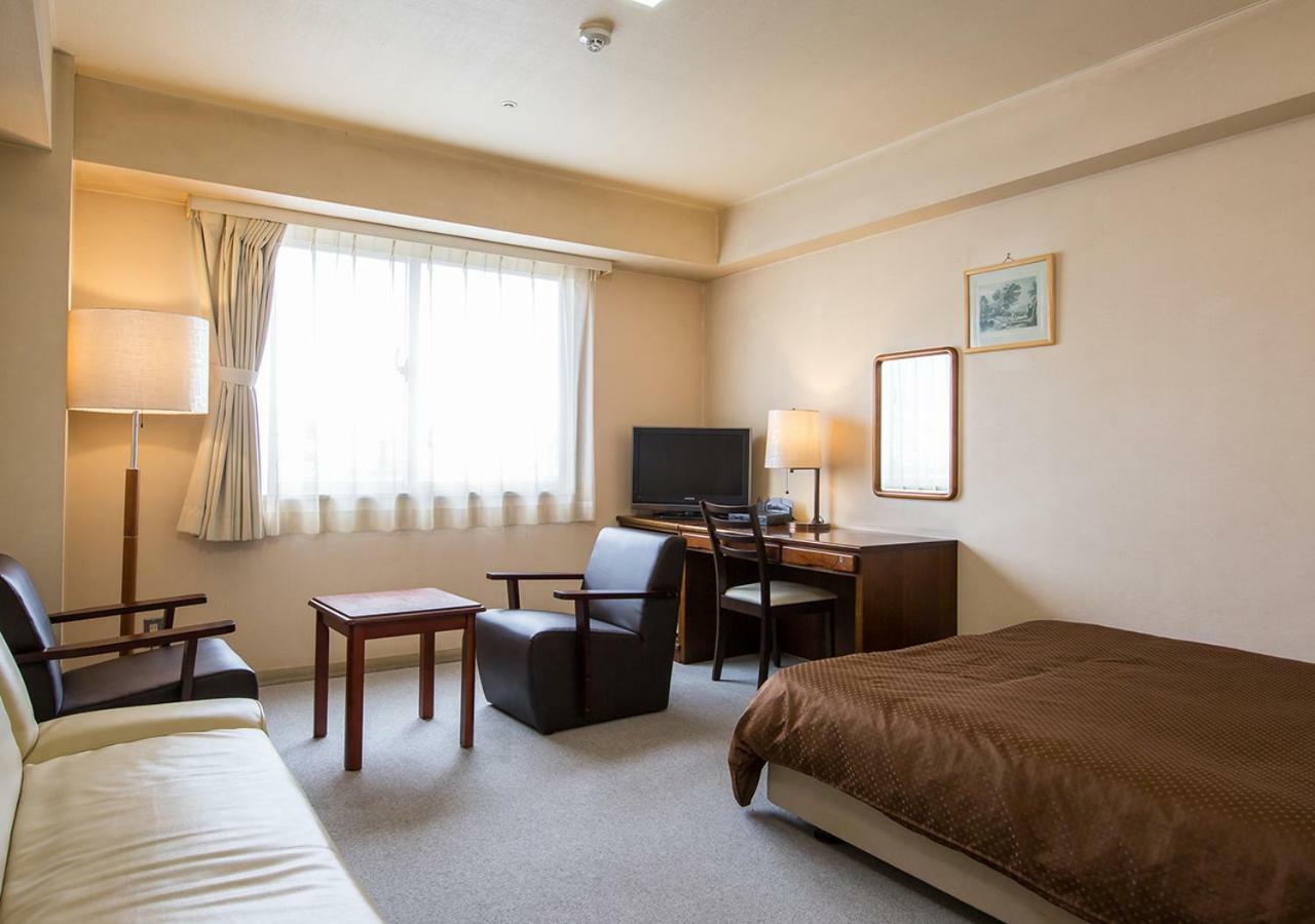Komoro Grand Castle Hotel ภายนอก รูปภาพ